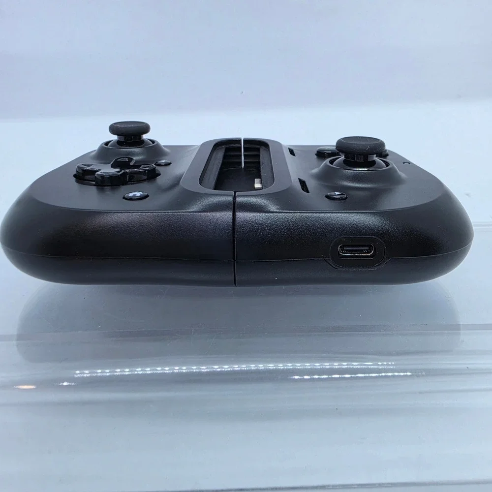 Razer Kishi Universal Gaming Controller for Android USB-C RZ06-02900100 Black